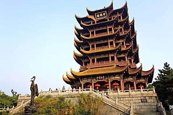 历史与现代交辉的湖南明珠