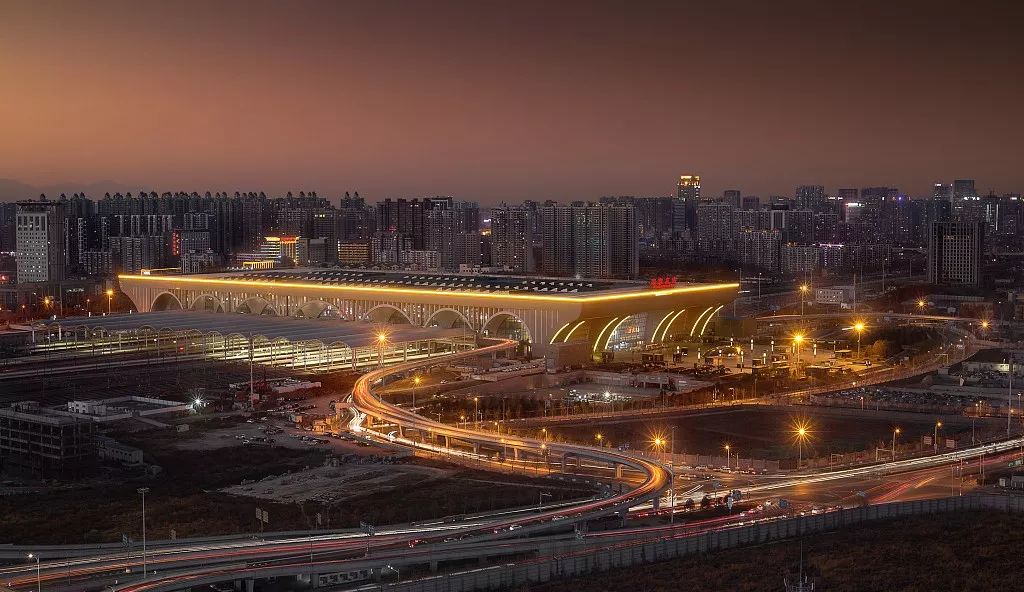 时光交织，探寻石家庄的历史与现代交融之美